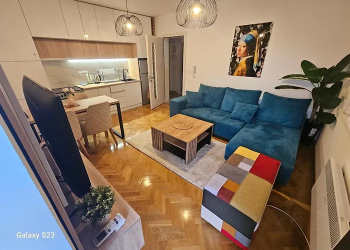 아파트 Blue Wave *