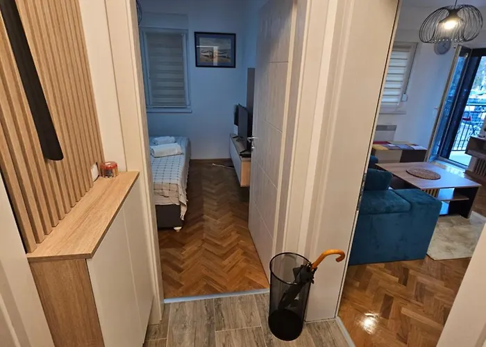 아파트 Blue Wave *